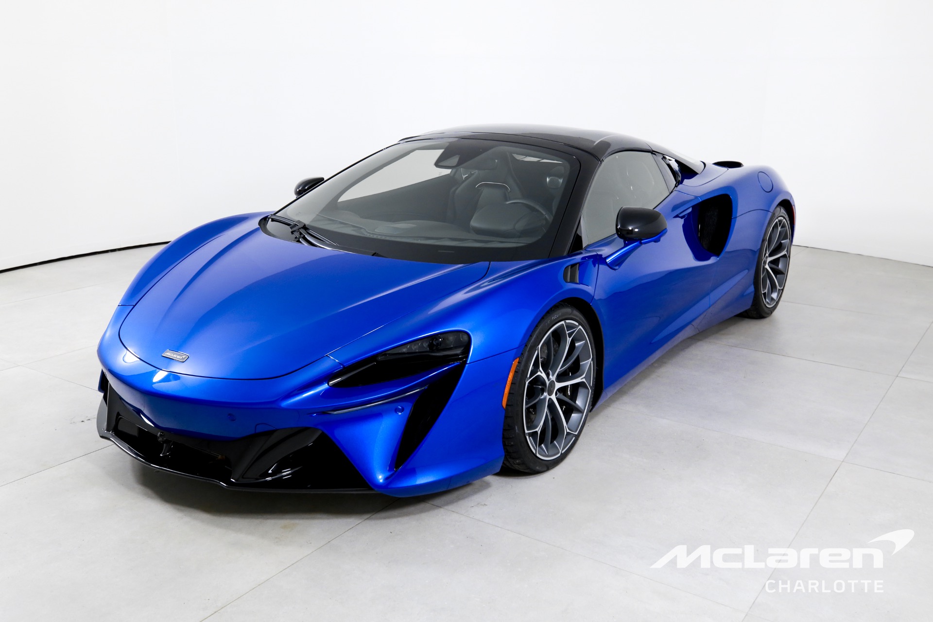 Used 2025 McLaren Artura Spider  | Charlotte, NC
