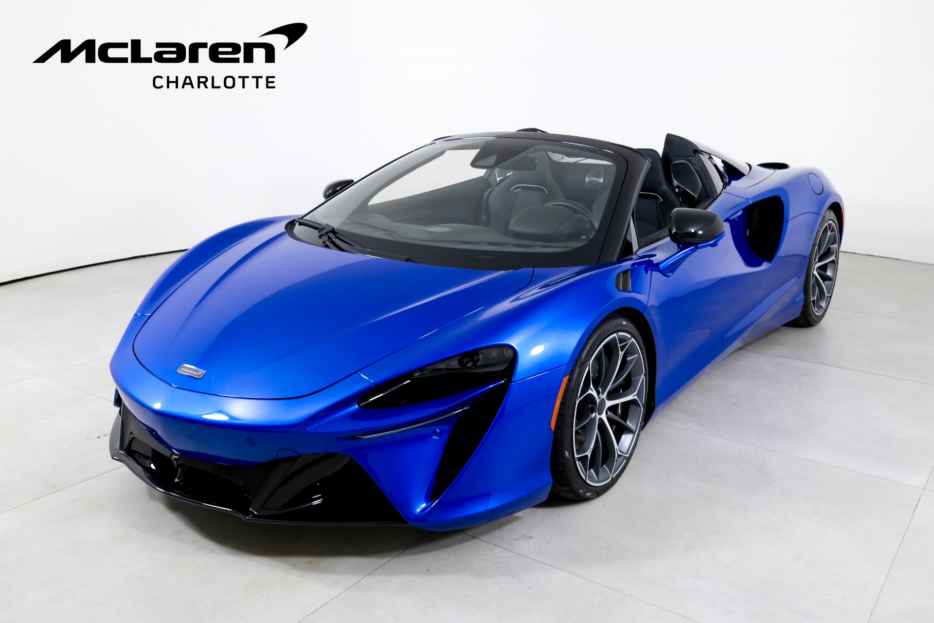 Used 2025 McLaren Artura Spider  | Charlotte, NC