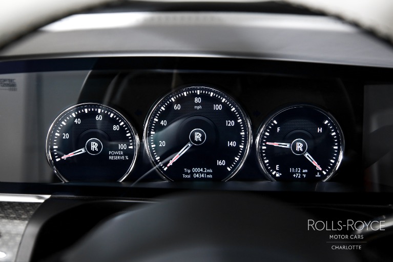 Used-2024-Rolls-Royce-Black-Badge-Ghost