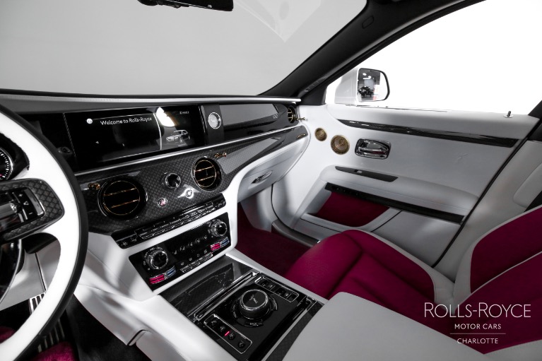 Used-2024-Rolls-Royce-Black-Badge-Ghost