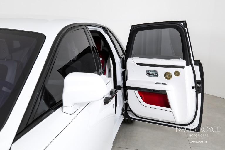 Used-2024-Rolls-Royce-Black-Badge-Ghost