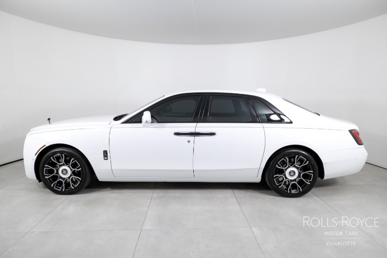 Used-2024-Rolls-Royce-Black-Badge-Ghost