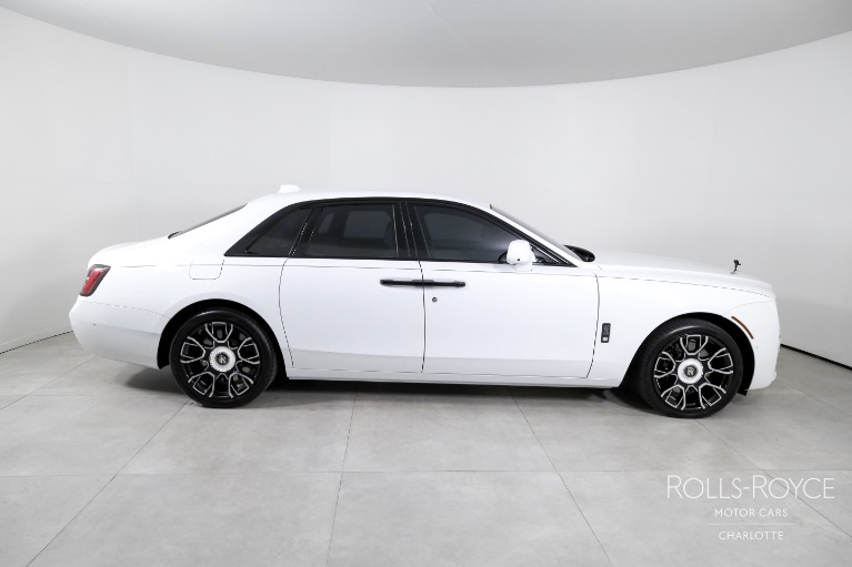 Used-2024-Rolls-Royce-Black-Badge-Ghost