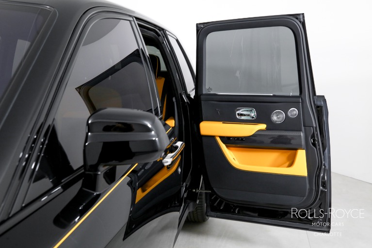Used-2023-Rolls-Royce-Black-Badge-Cullinan