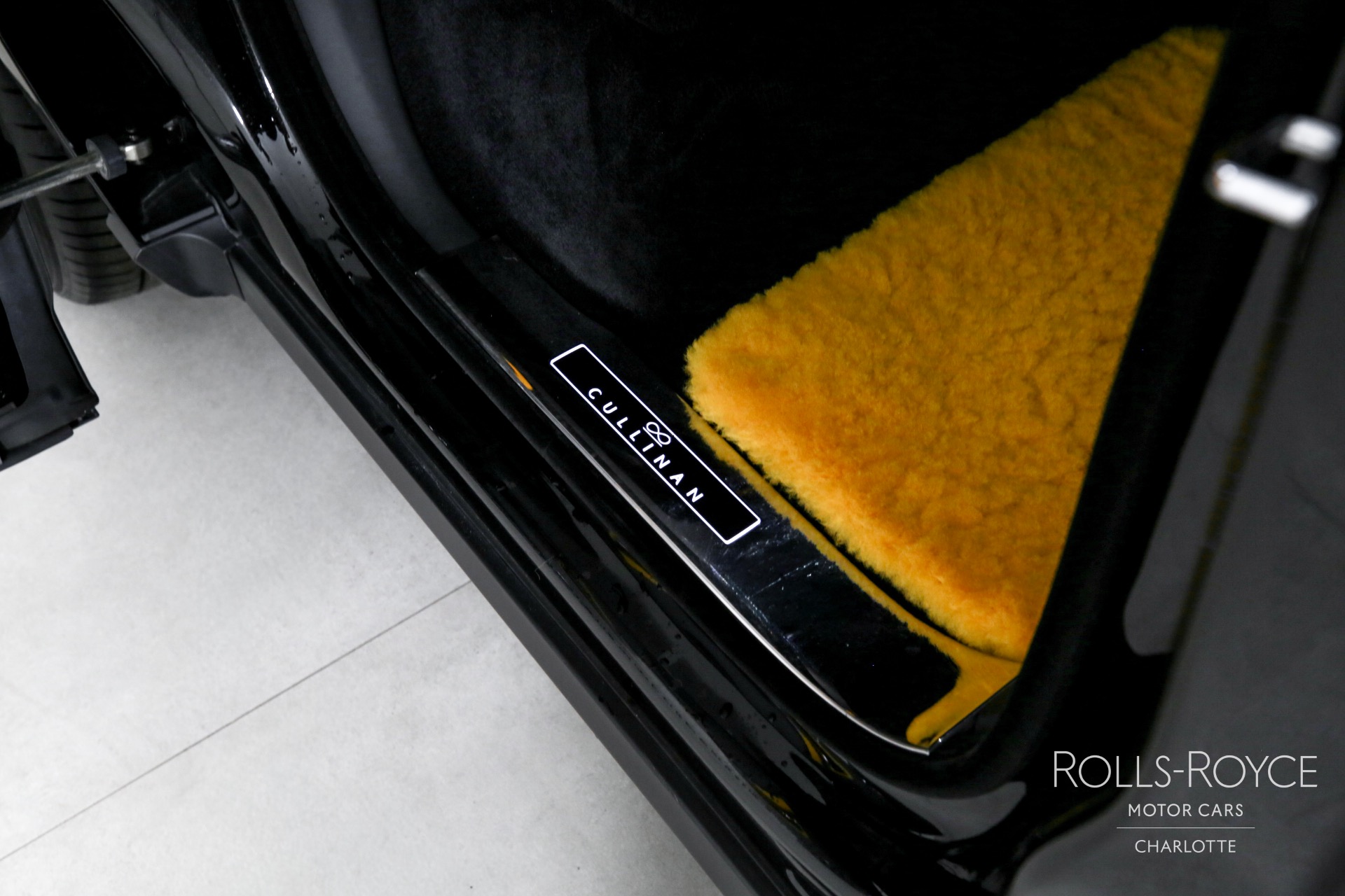 Used 2023 Rolls-Royce Black Badge Cullinan  | Charlotte, NC