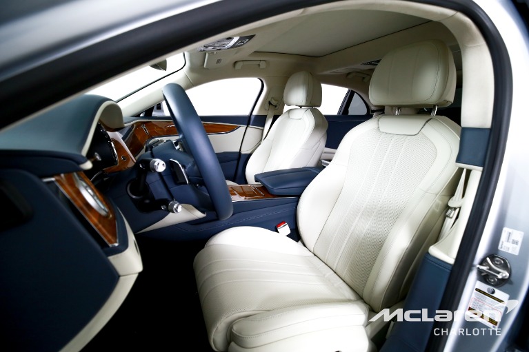 Used-2023-Bentley-Flying-Spur-Hybrid