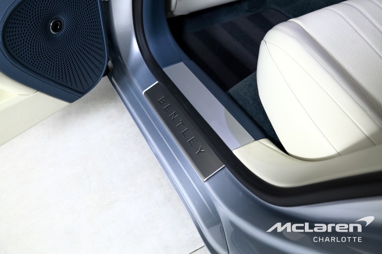 Used-2023-Bentley-Flying-Spur-Hybrid