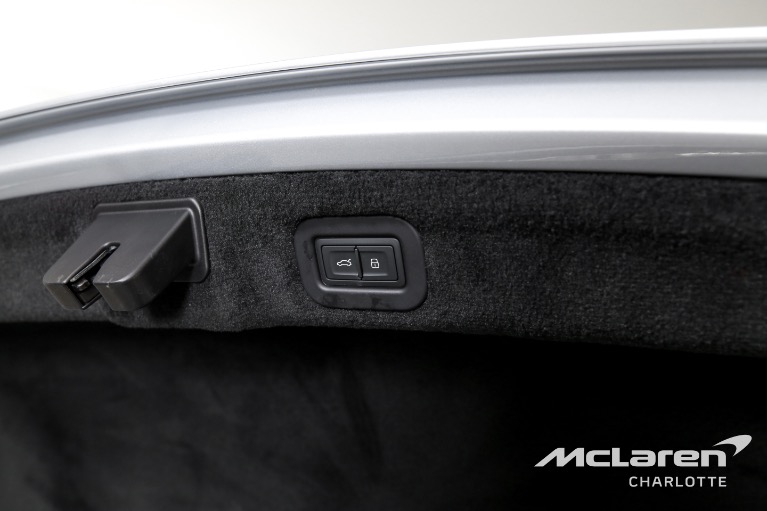 Used-2023-Bentley-Flying-Spur