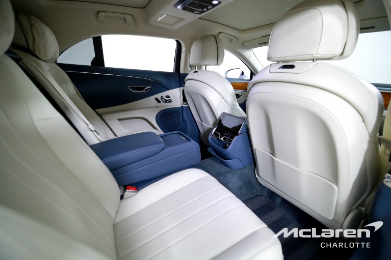 Used-2023-Bentley-Flying-Spur-Hybrid