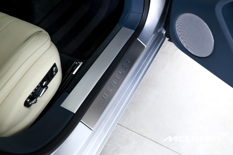 Used-2023-Bentley-Flying-Spur-Hybrid