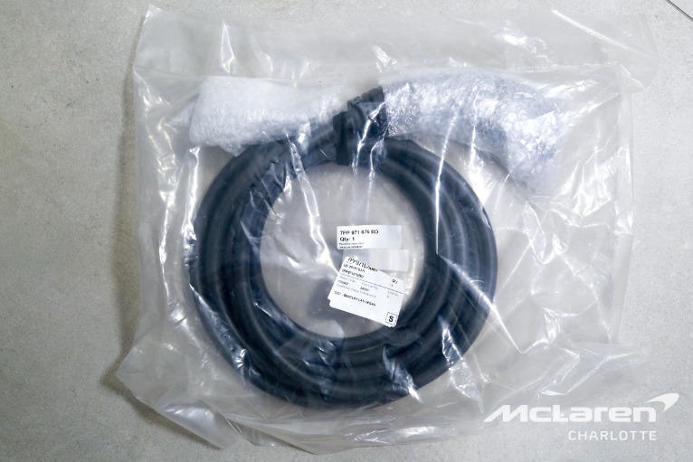 Used-2023-Bentley-Flying-Spur-Hybrid