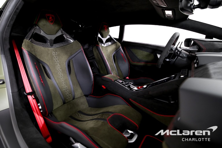 Used-2024-Lamborghini-Huracan-Sterrato