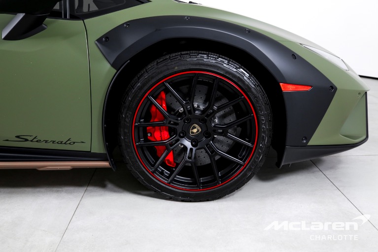 Used-2024-Lamborghini-Huracan-Sterrato