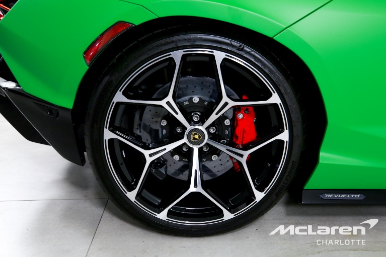 Used-2024-Lamborghini-Revuelto