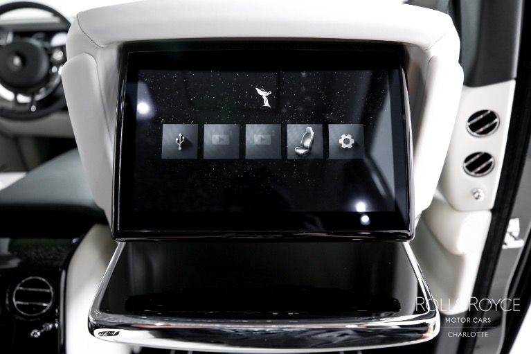 Used-2025-Rolls-Royce-Phantom