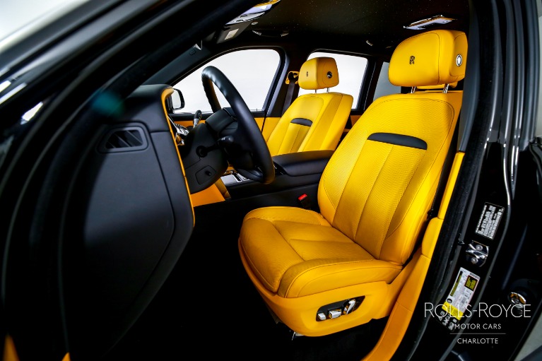 Used-2024-Rolls-Royce-Cullinan