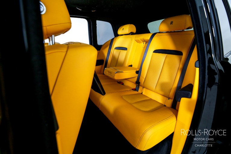 Used-2024-Rolls-Royce-Cullinan
