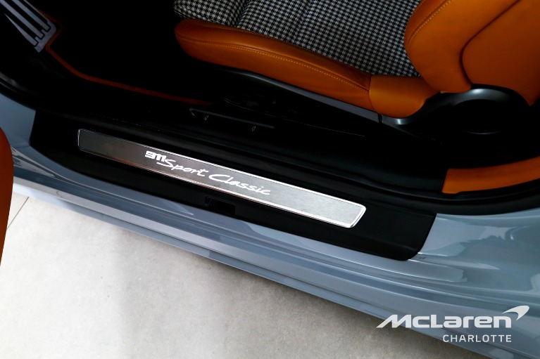 Used-2023-Porsche-911-Sport-Classic