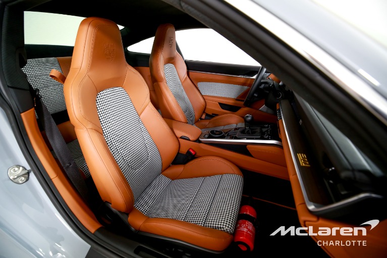 Used-2023-Porsche-911-Sport-Classic