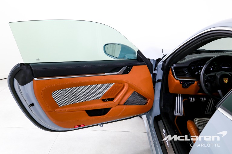 Used-2023-Porsche-911-Sport-Classic