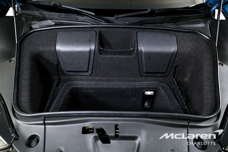 Used-2022-Audi-R8-52-V10-performance