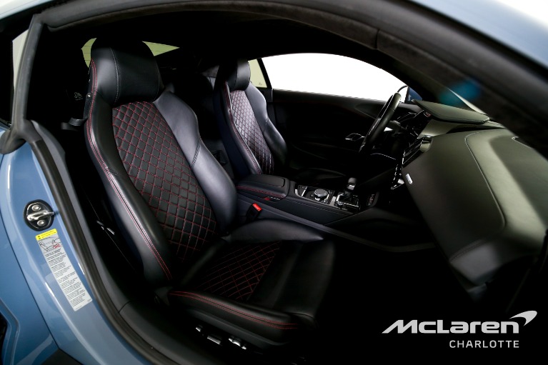 Used-2022-Audi-R8-52-V10-performance