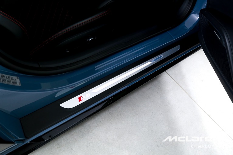 Used-2022-Audi-R8-52-V10-performance