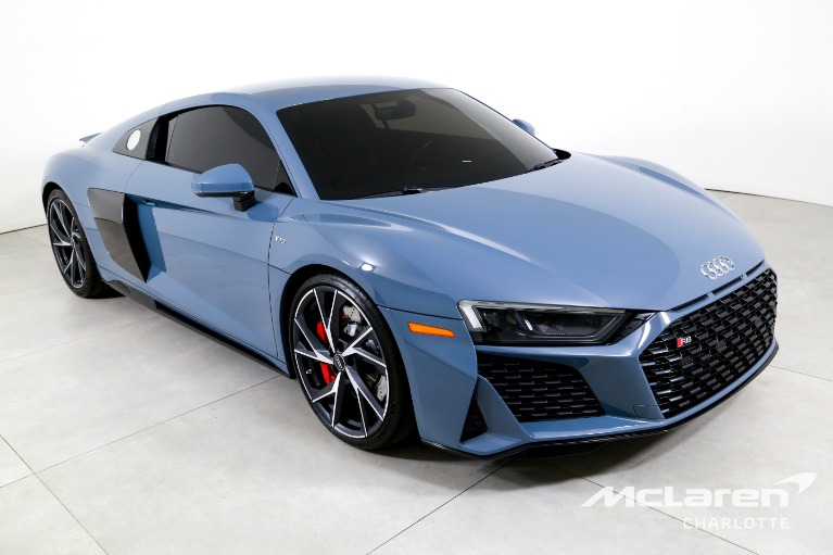 Used-2022-Audi-R8-52-V10-performance
