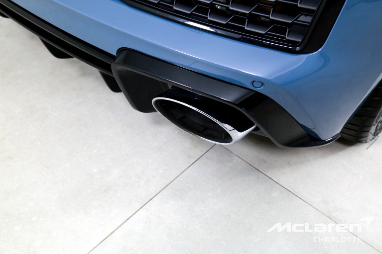 Used-2022-Audi-R8-52-V10-performance