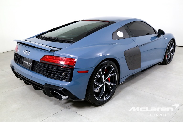 Used-2022-Audi-R8-52-V10-performance