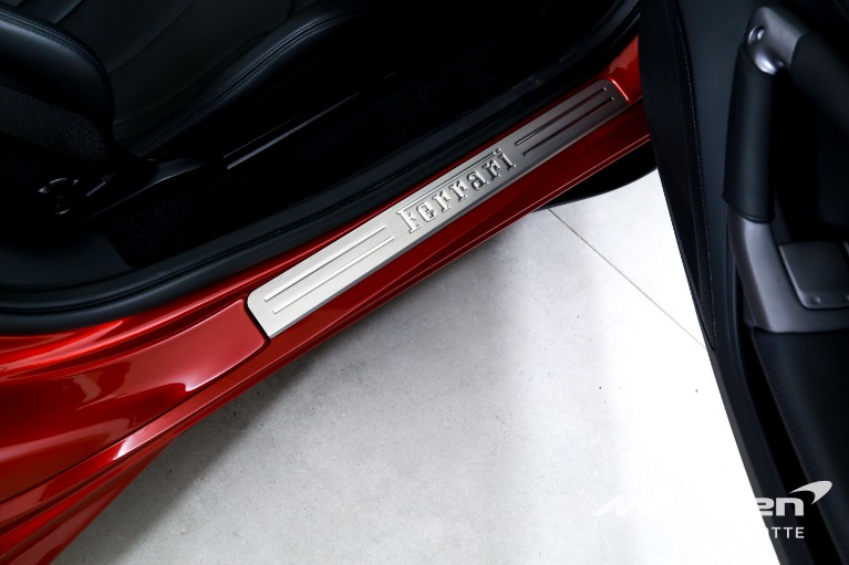 Used-2022-Ferrari-F8-Spider