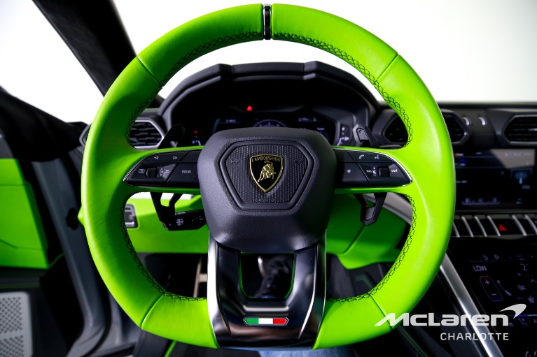 Used-2023-Lamborghini-Urus-S