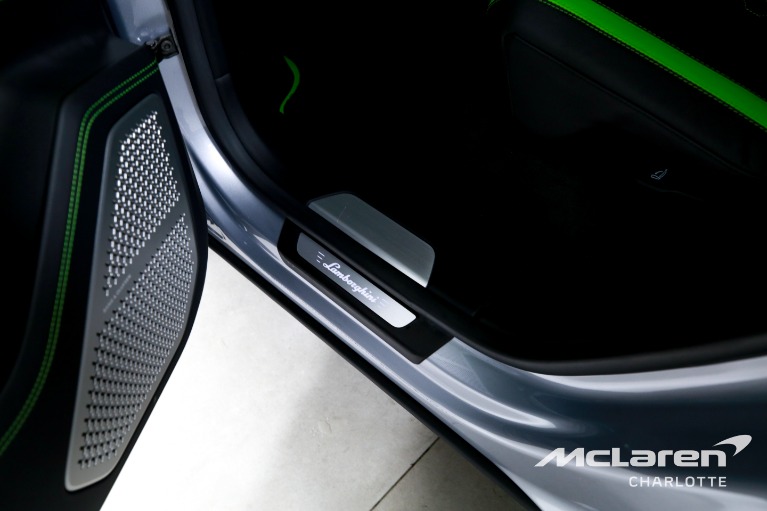 Used-2023-Lamborghini-Urus-S