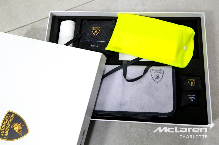 Used-2023-Lamborghini-Urus-S