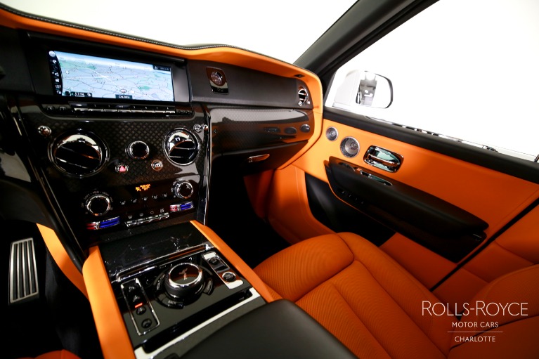 Used-2022-Rolls-Royce-Black-Badge-Cullinan