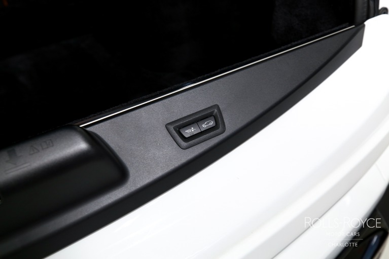 Used-2022-Rolls-Royce-Black-Badge-Cullinan