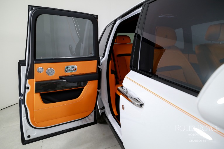 Used-2022-Rolls-Royce-Black-Badge-Cullinan