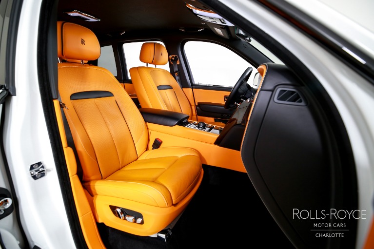 Used-2022-Rolls-Royce-Black-Badge-Cullinan