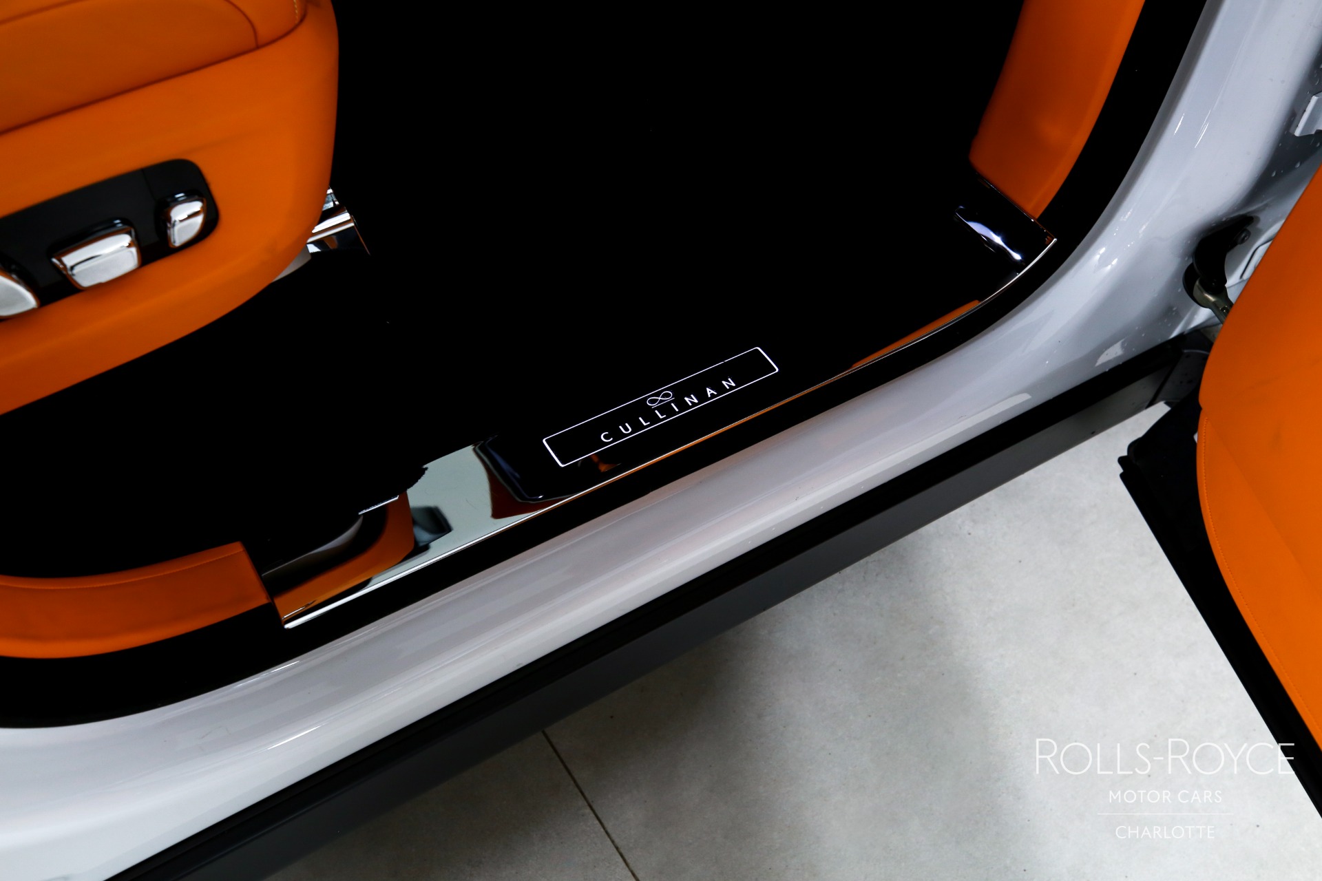 Used 2022 Rolls-Royce Black Badge Cullinan  | Charlotte, NC