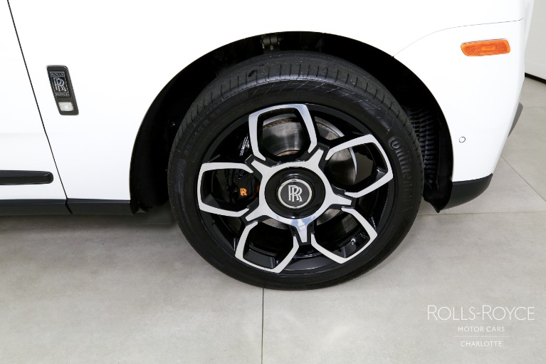 Used-2022-Rolls-Royce-Black-Badge-Cullinan
