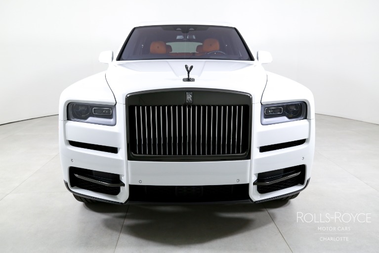 Used-2022-Rolls-Royce-Black-Badge-Cullinan