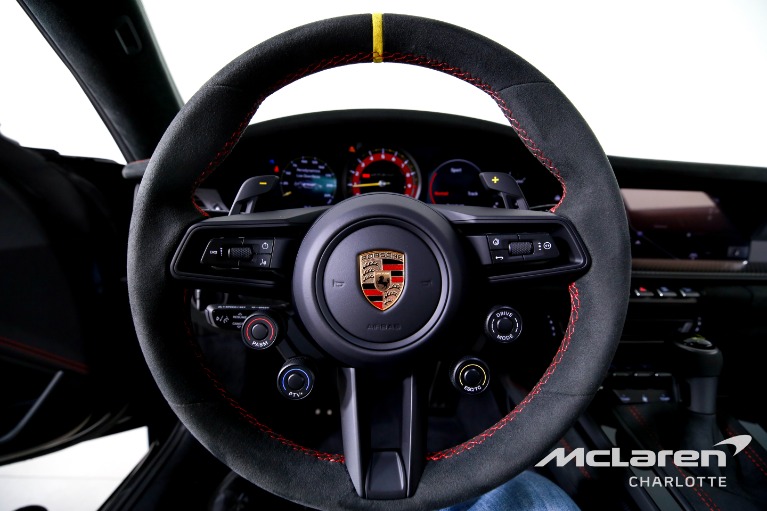 Used-2025-Porsche-911-GT3-RS