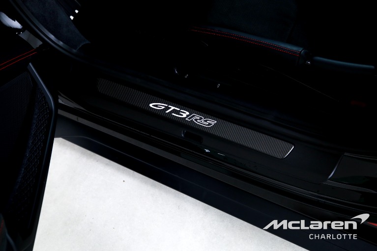 Used-2025-Porsche-911-GT3-RS