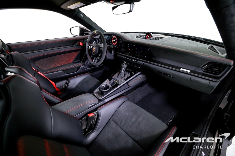 Used-2025-Porsche-911-GT3-RS