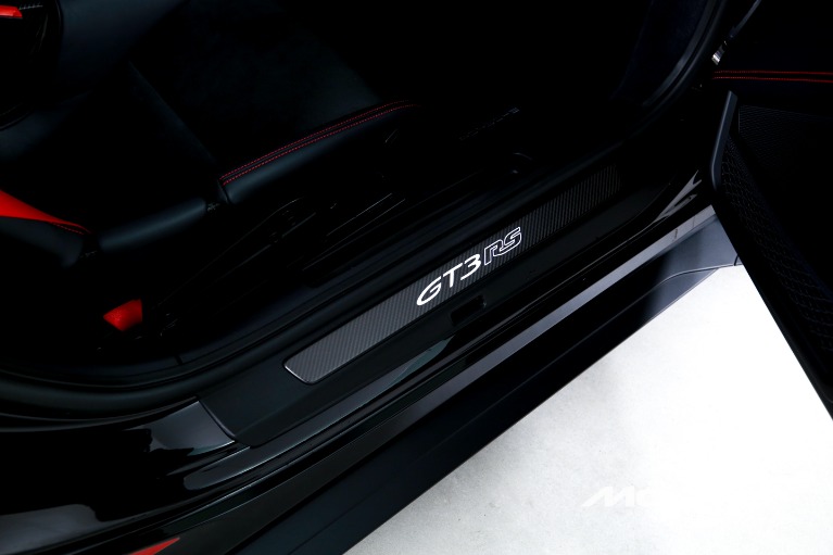 Used-2025-Porsche-911-GT3-RS