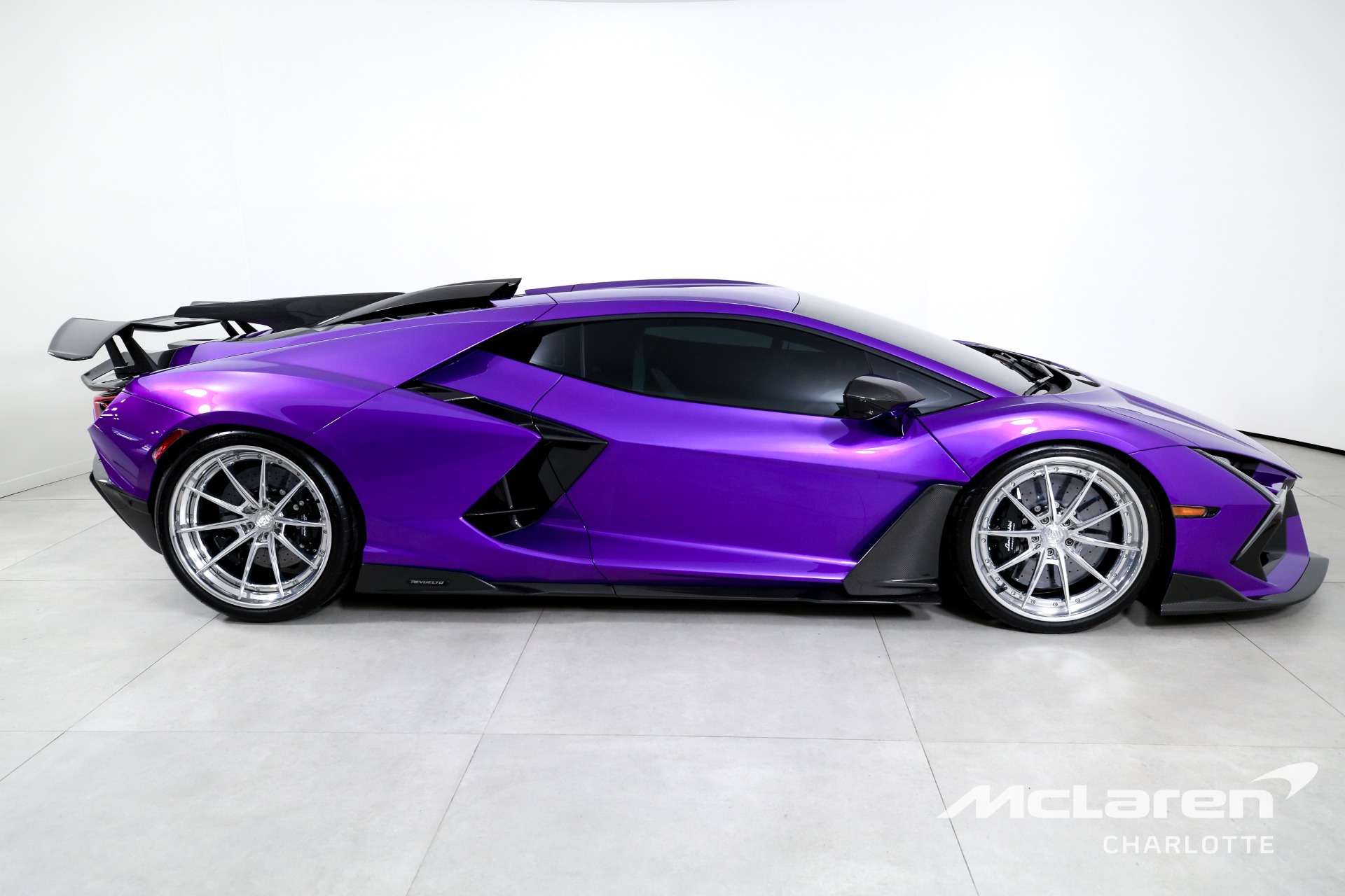 Used 2024 Lamborghini Revuelto  | Charlotte, NC