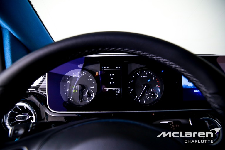 Used-2023-Mercedes-Benz-Metris-Passenger