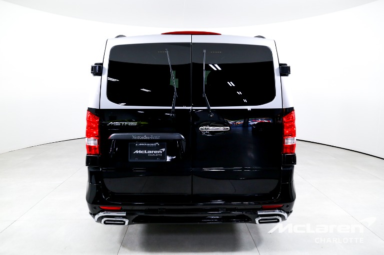 Used-2023-Mercedes-Benz-Metris-Passenger