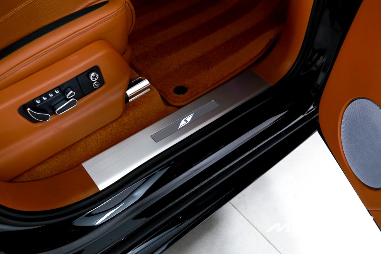 Used-2023-Bentley-Bentayga-S-Hybrid