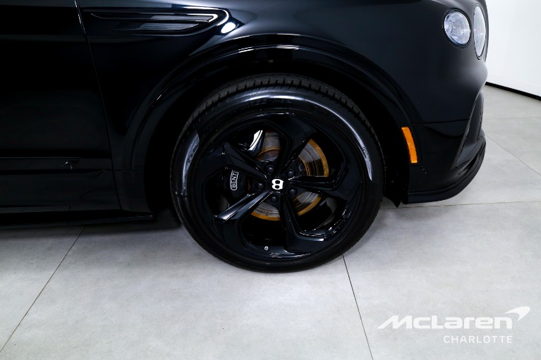 Used-2023-Bentley-Bentayga-S-Hybrid